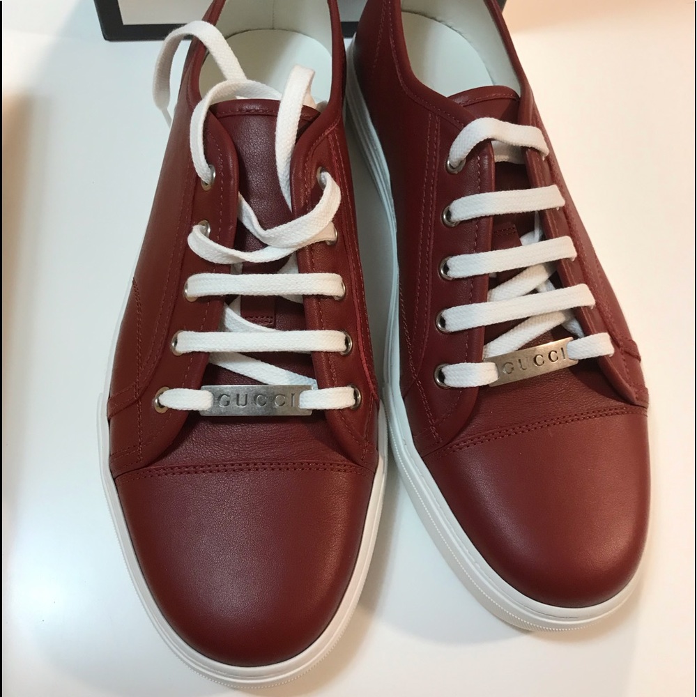 Authentic Gucci sneaker - Picture 1 of 8